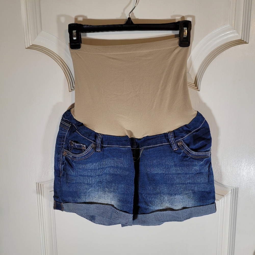 Wallflower Denim Maternity blue jeans shorts